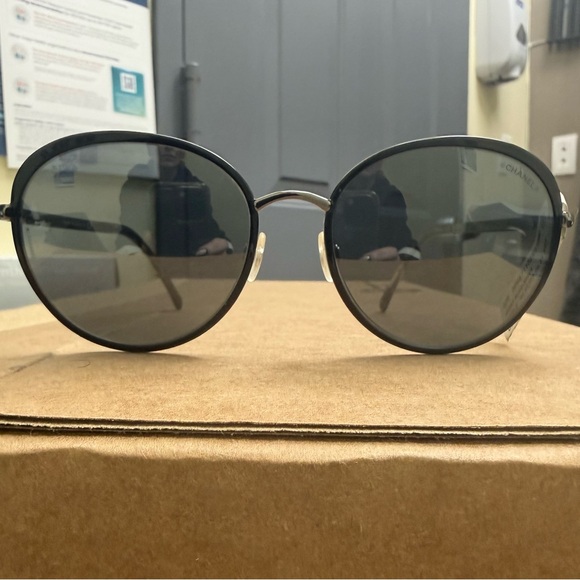 Chanel Women’s Dark Gray Frame Round Sunglasses main image 12